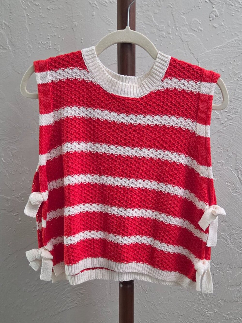 T12. Women's Striped Bow-Accent Sweater Vest